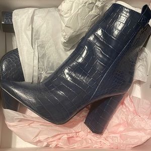 Brand new blue boots, snake skin, size 9